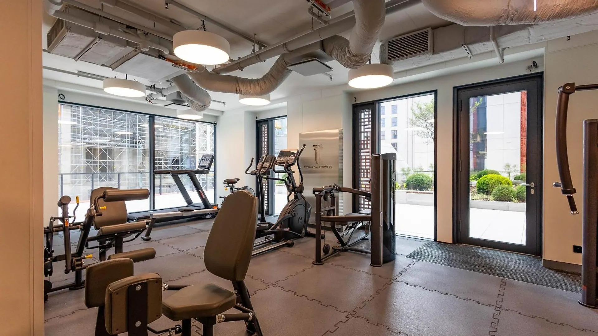 ורשה Towarowa Tower Apartments, Free Parking פולין